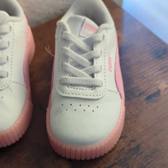Puma Toddler Kids Sneakers in White and Pink Size 5 - Picture 2 of 9